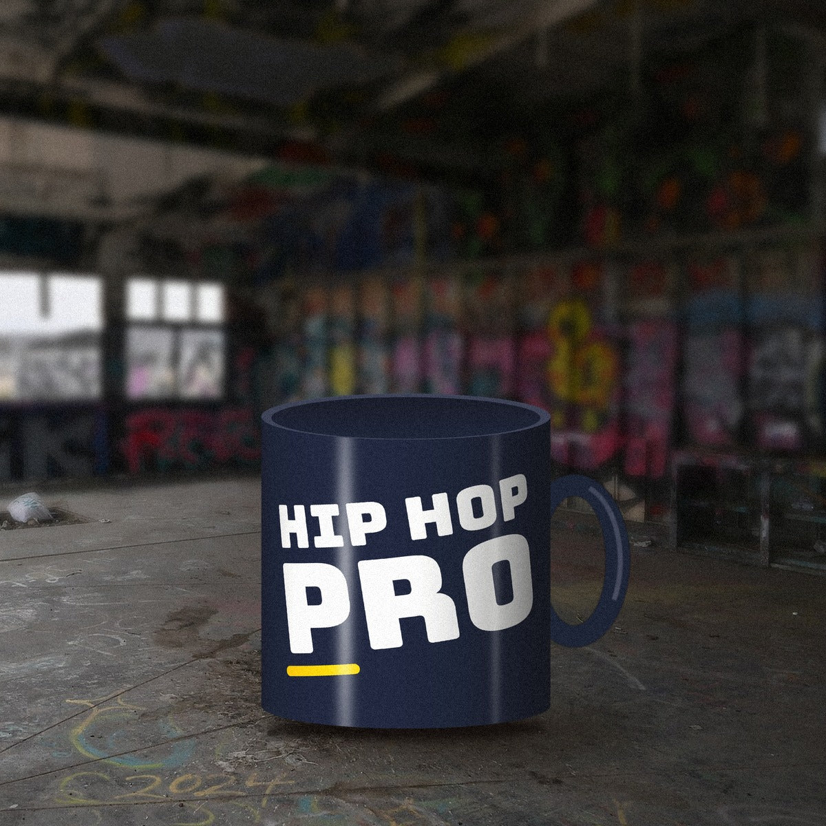 HIP HOP PRO-kopp på betonggulvet i et graffitilokale