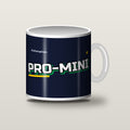 PRO-MINI-kopp, hvit kopp med natt-blått trykk og PRO-MINI-logo
